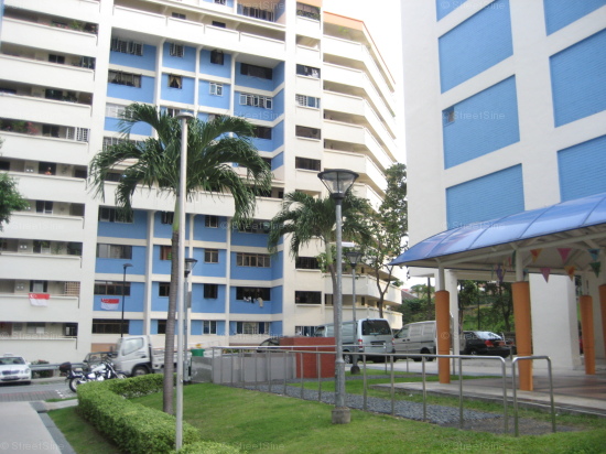 Bedok Reservoir Road thumbnail photo